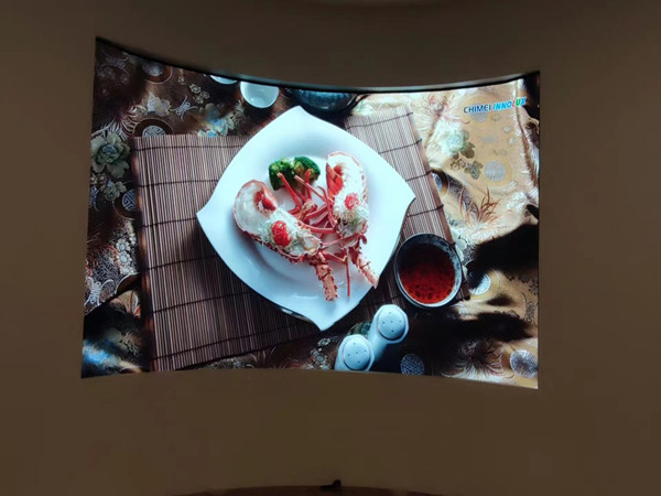 红花岗室内P2.5弧形LED屏